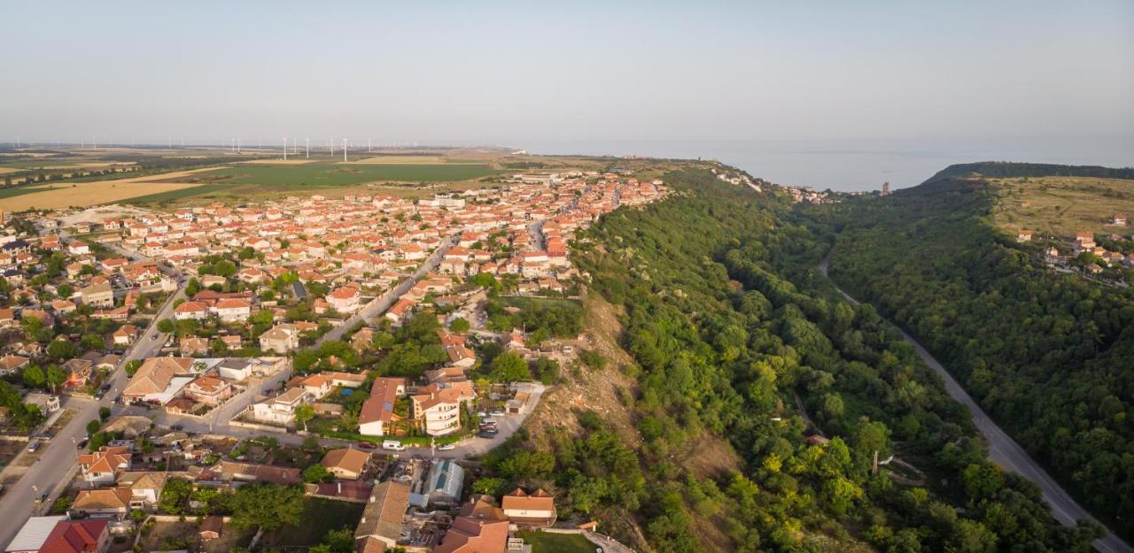 Guest House Nash Dom Каварна Экстерьер фото