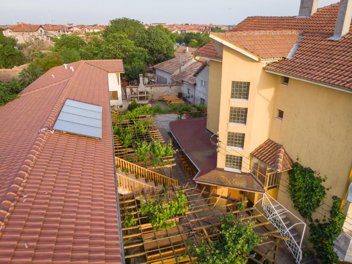 Guest House Nash Dom Каварна Экстерьер фото