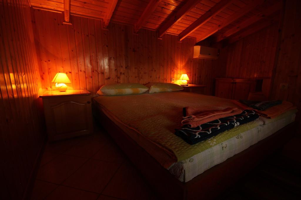 Guest House Nash Dom Каварна Экстерьер фото